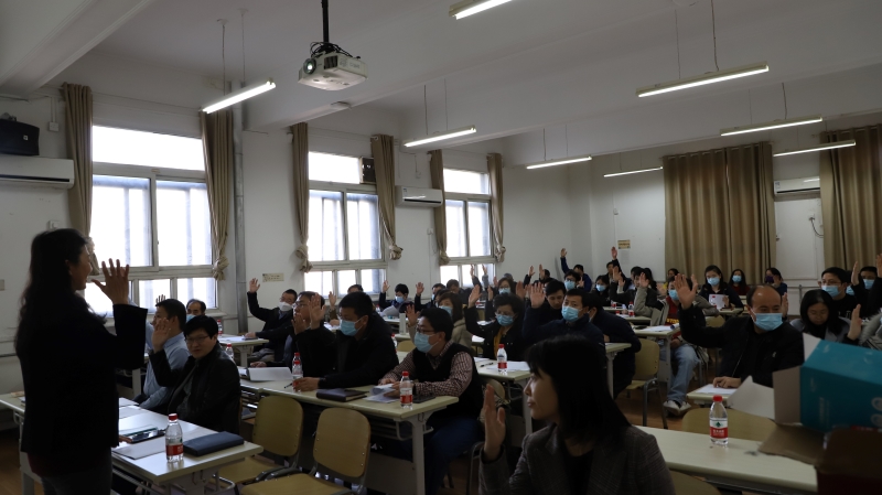 beat365英国官方网站第五届教职工代表大会第六次会议顺利召开-3.jpg